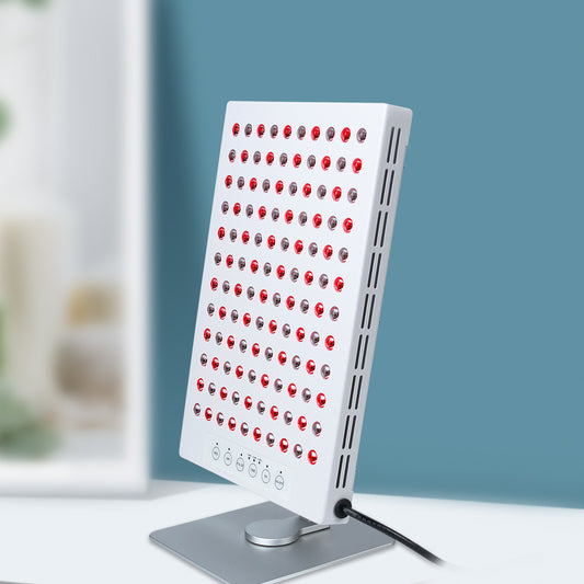 Tafelmodel in kleur met werkende leds en aansluitsnoer in beeld